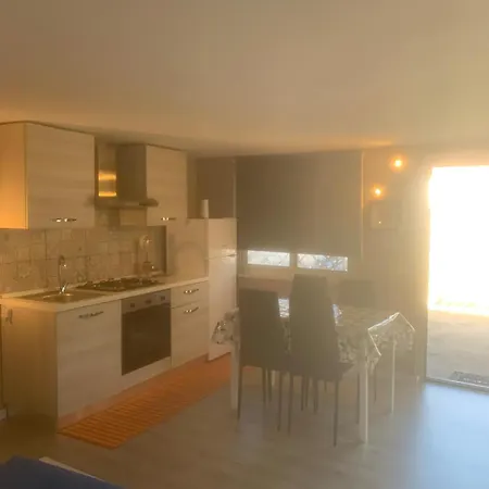 Casetta 4 Mori Apartment Fiumicino